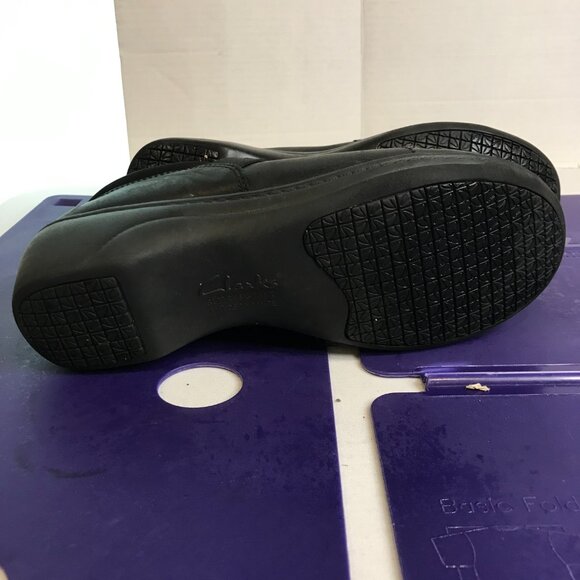 CLARKS WOMENS LEATHER SLIDE ON SHOES SIZE 8 - Picture 8 of 9